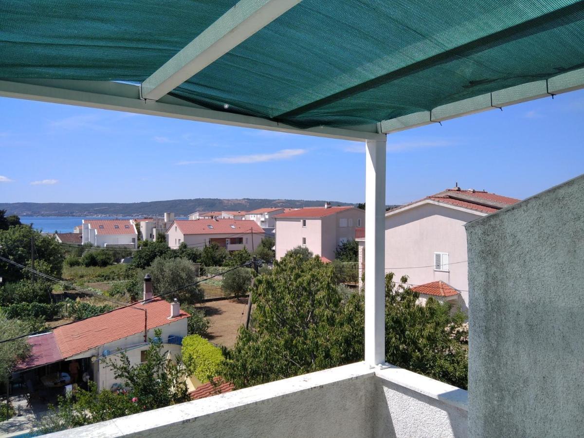 Apartments With A Parking Space Kastel Stafilic, Kastela - 20694 Exteriér fotografie